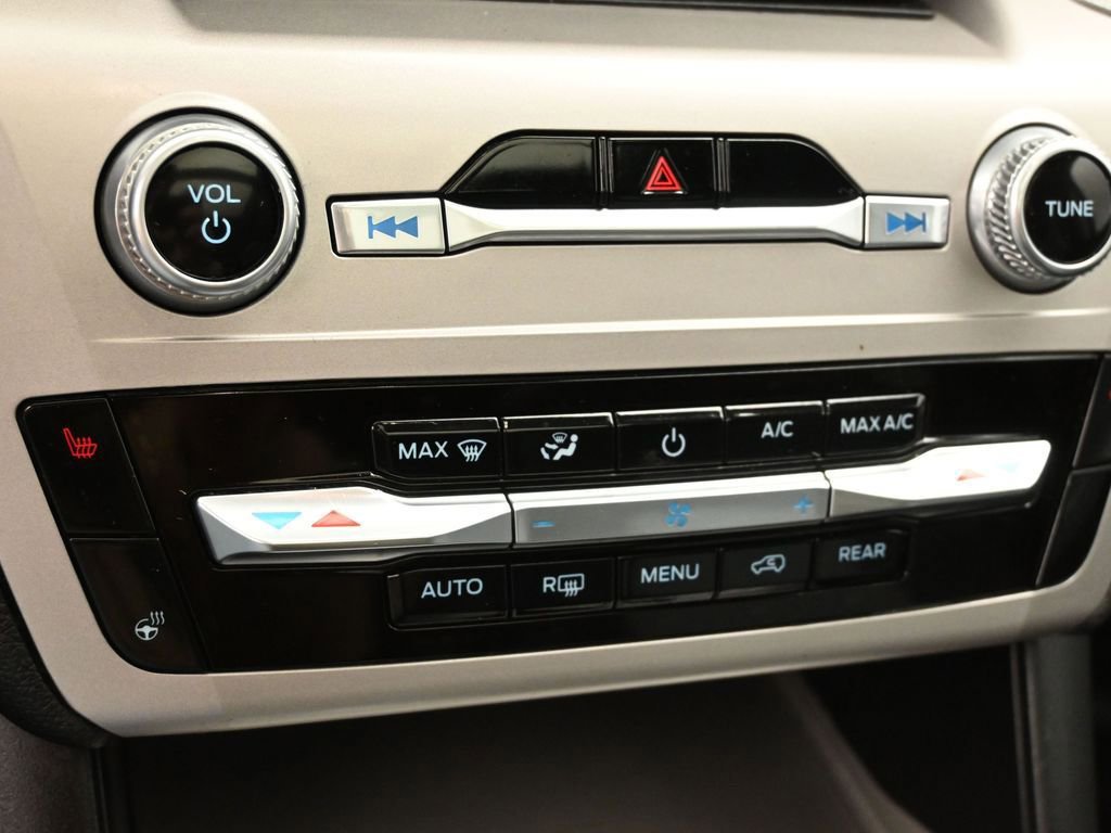 Certified 2023 Ford Explorer XLT w/ Equipment Group 202A image 45