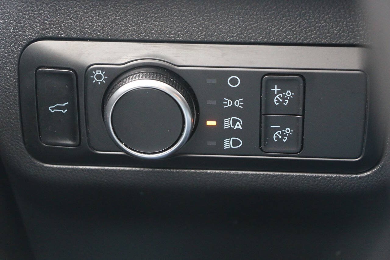 Certified 2024 Ford Escape Active AWD/4WD image 31
