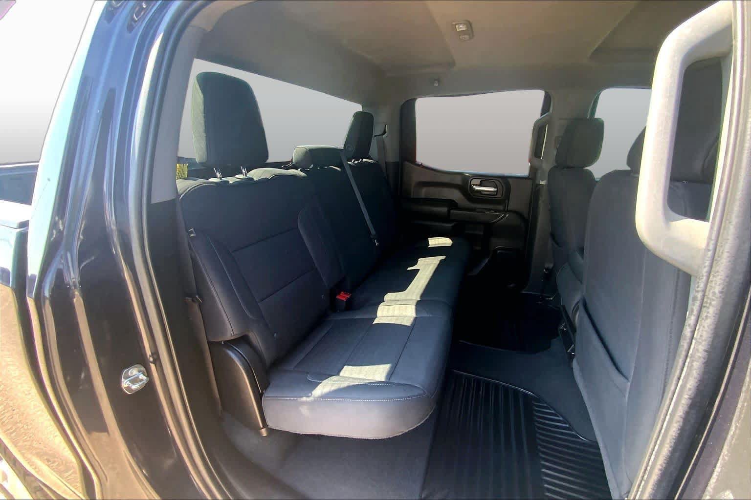 Used 2022 Chevrolet Silverado 1500 Custom AWD/4WD image 19