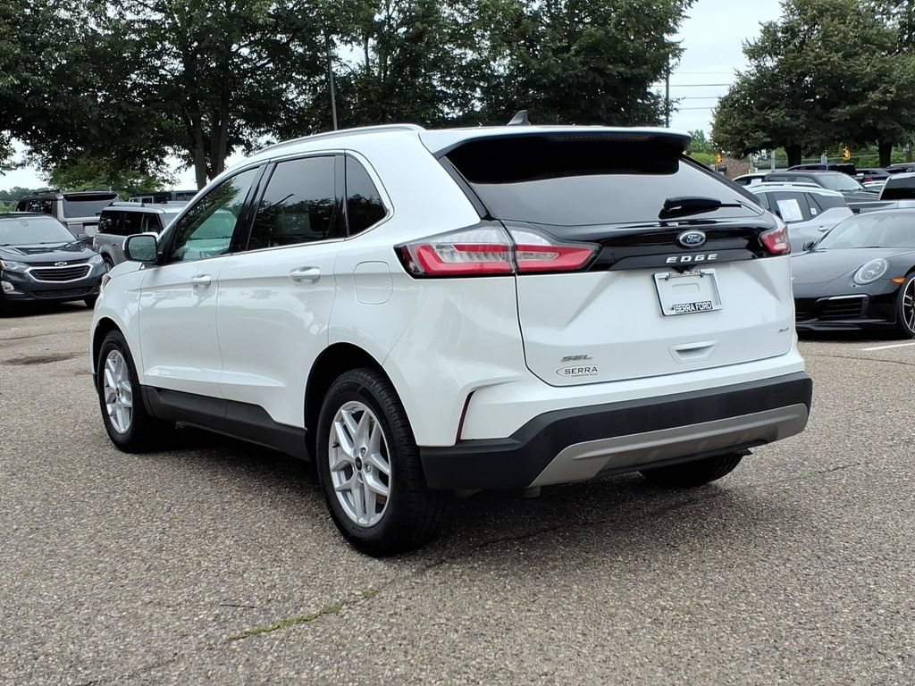 Certified 2024 Ford Edge SEL w/ Convenience Package AWD/4WD image 3