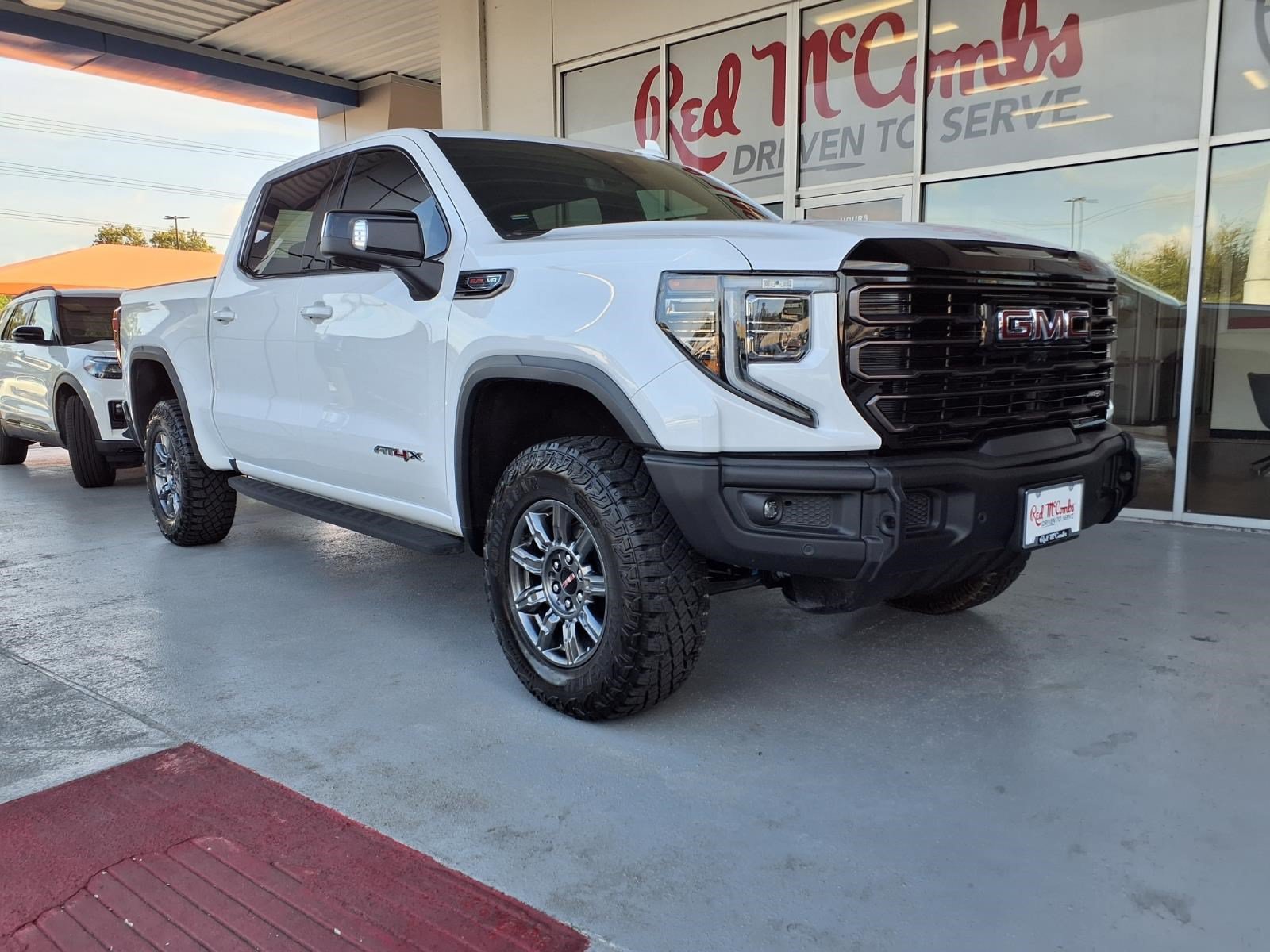Used 2026 GMC Sierra 1500 AT4X AWD/4WD image 4