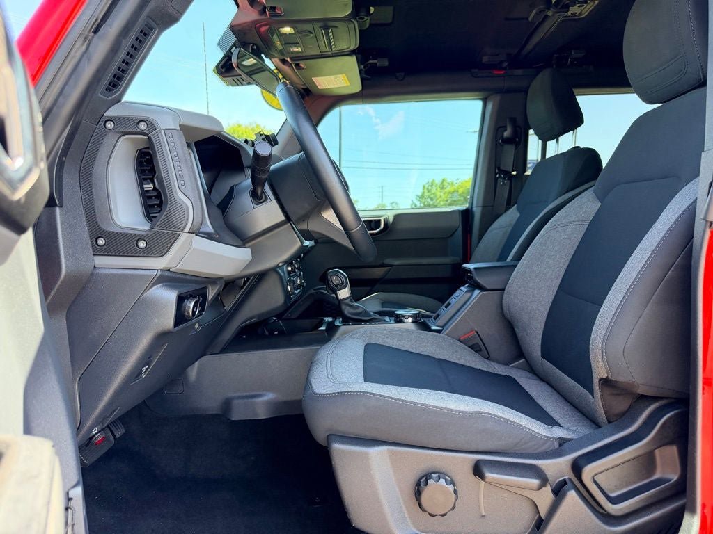 Certified 2023 Ford Bronco Big Bend w/ Sasquatch Package AWD/4WD image 26