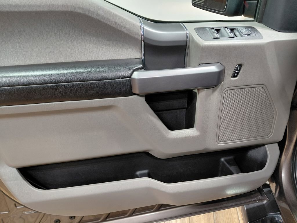 Certified 2019 Ford F150 XLT w/ Equipment Group 302A Luxury AWD/4WD image 40