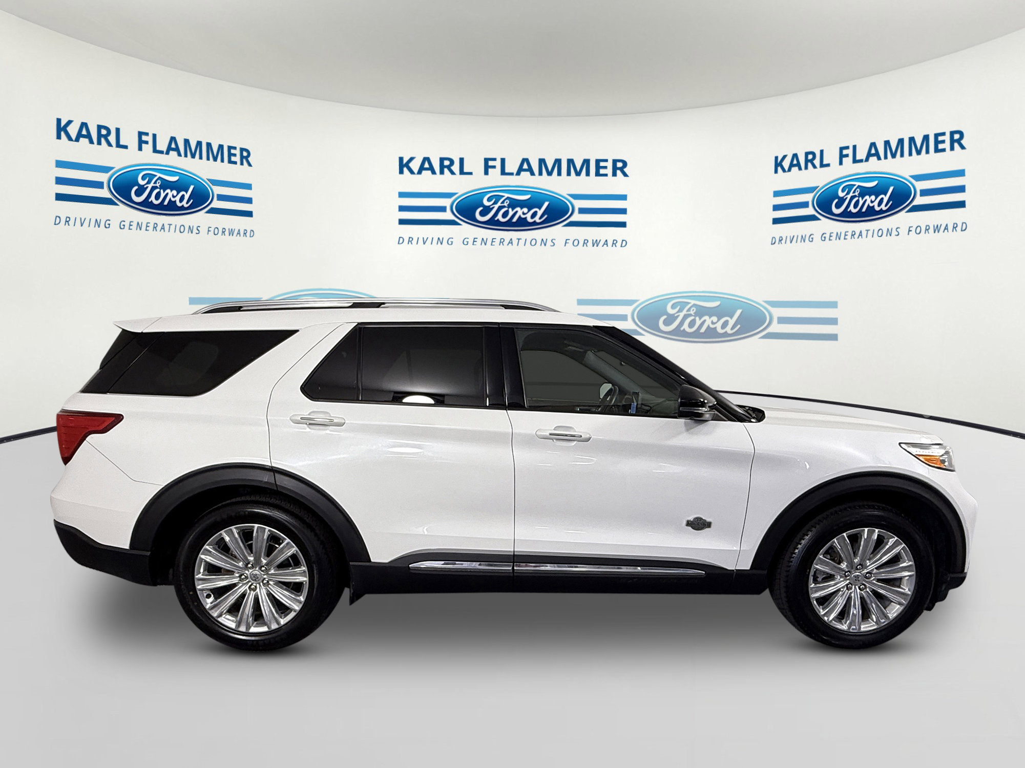 Certified 2023 Ford Explorer King Ranch w/ Technology Package RWD image 2