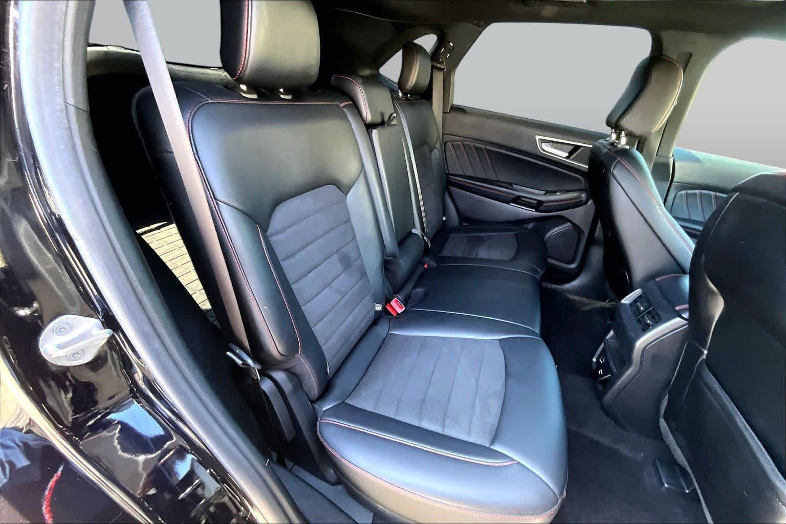 Certified 2021 Ford Edge ST-Line FWD image 20