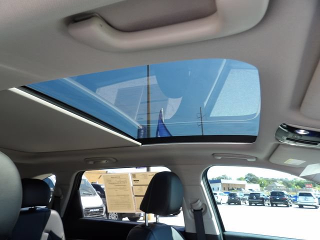 Used 2023 Kia Sorento SX FWD image 12