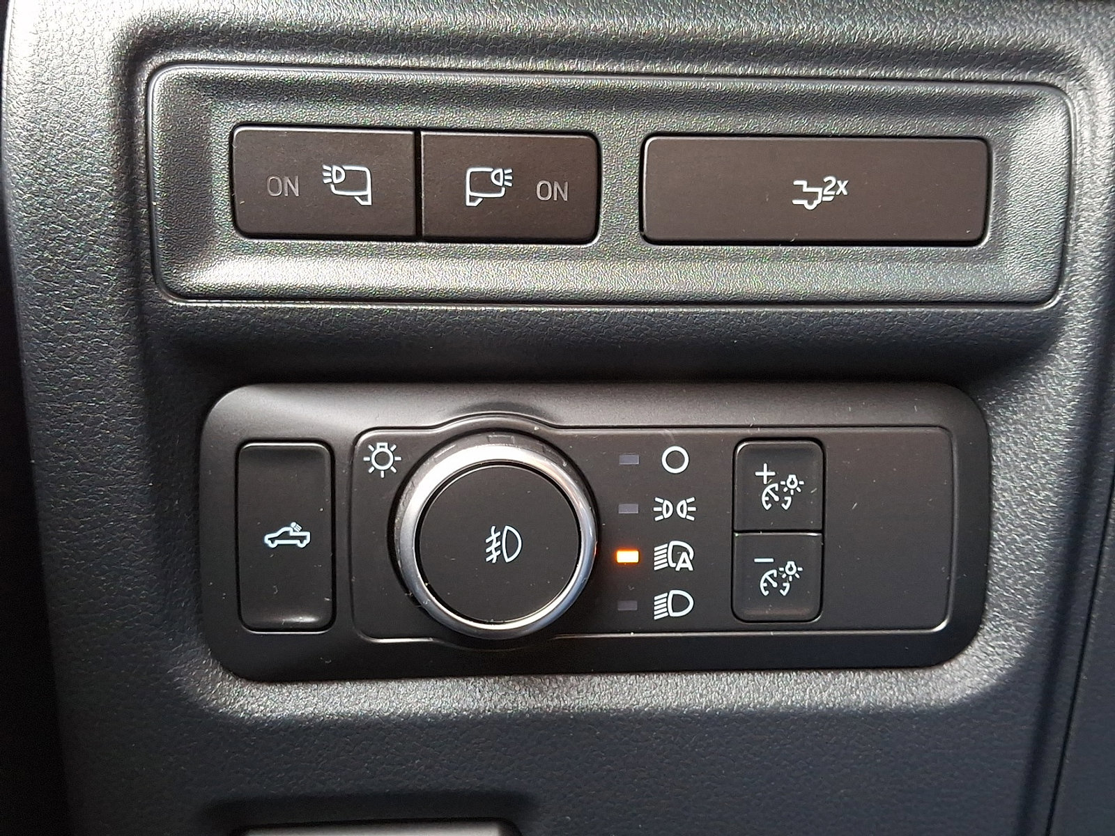 Certified 2022 Ford F150 XLT w/ Equipment Group 302A High image 26