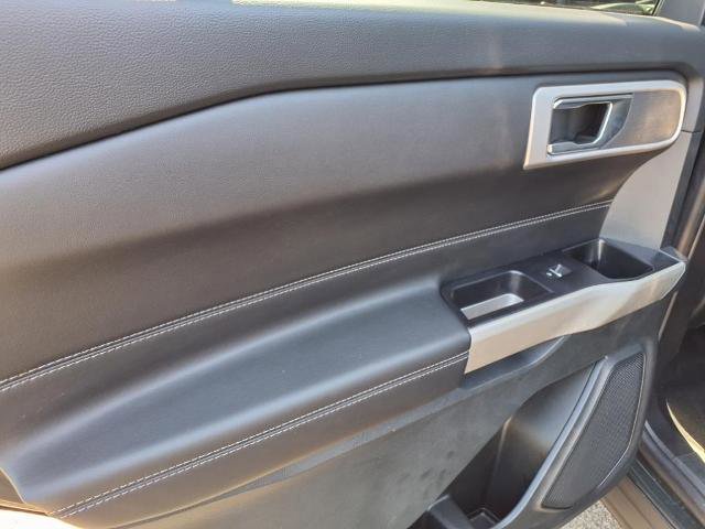 Certified 2022 Ford Explorer XLT w/ Class IV Trailer Tow Package image 20