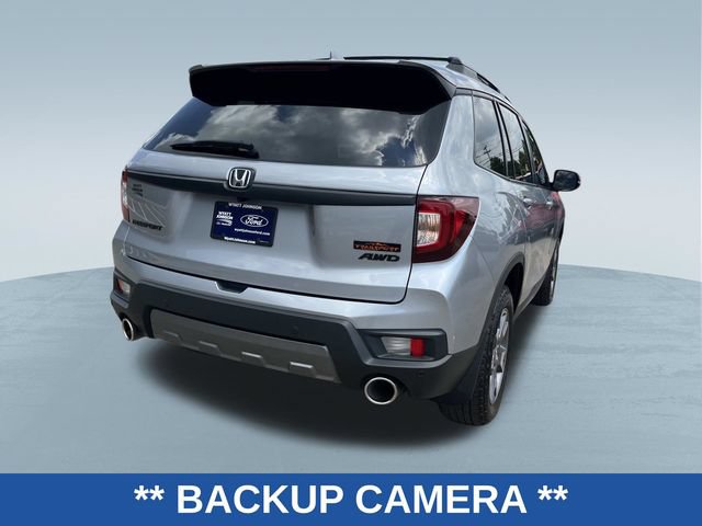 Used 2023 Honda Passport TrailSport image 3