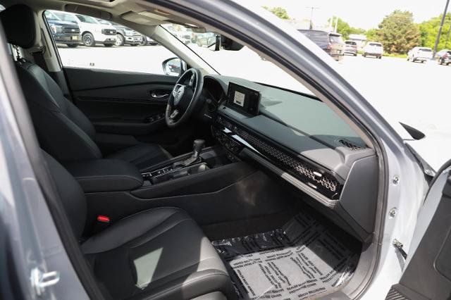 Used 2025 Honda Accord Touring image 26