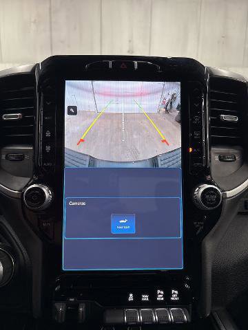 Used 2024 RAM 2500 Big Horn w/ Sport Appearance Package image 12