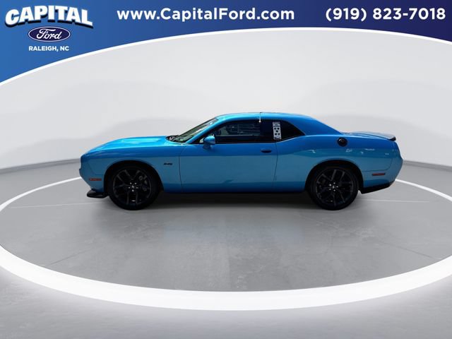 Used 2023 Dodge Challenger R/T w/ Blacktop Package RWD image 5