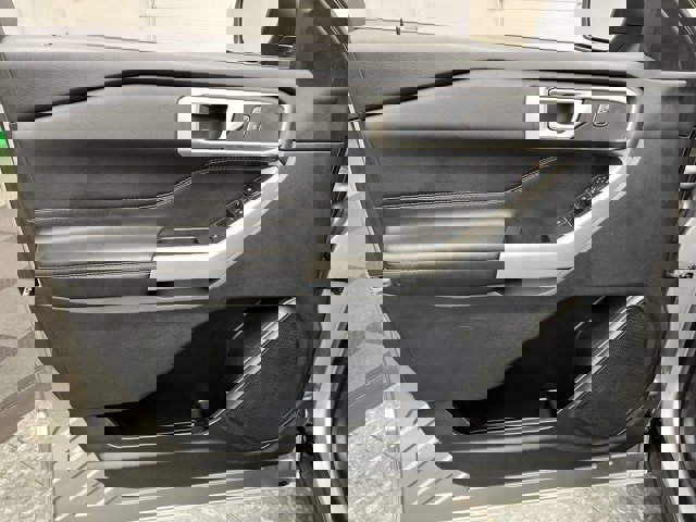 Certified 2023 Ford Explorer XLT w/ Equipment Group 202A image 13
