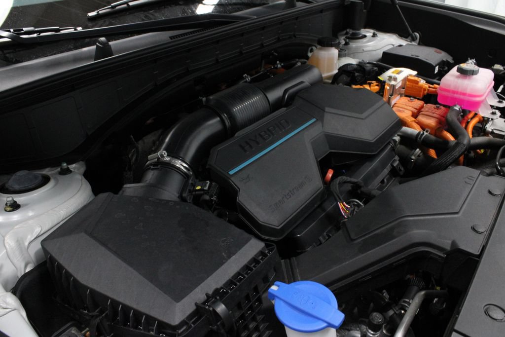 Used 2025 Hyundai Santa Fe SEL AWD/4WD image 14