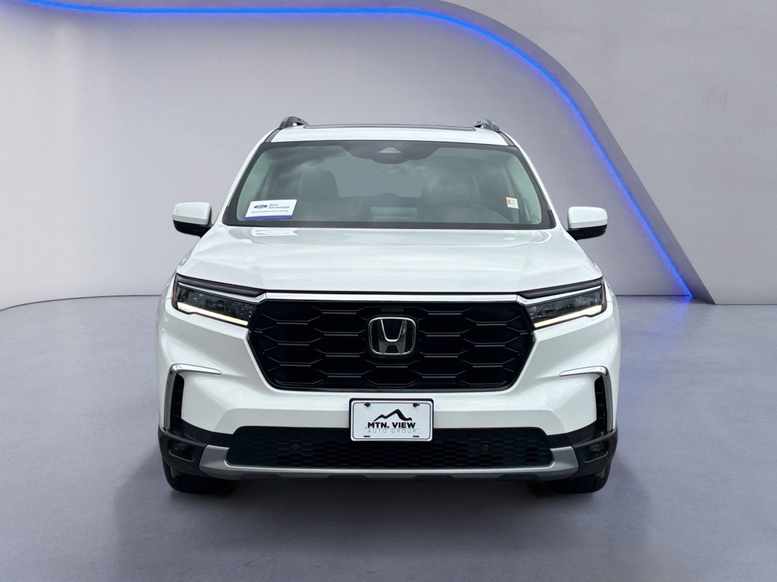 Used 2024 Honda Pilot Touring image 9