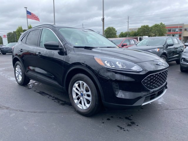 Certified 2022 Ford Escape SE w/ Convenience Package image 1