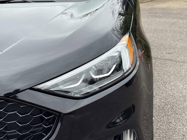 Certified 2024 Ford Edge ST w/ Equipment Group 401A image 10