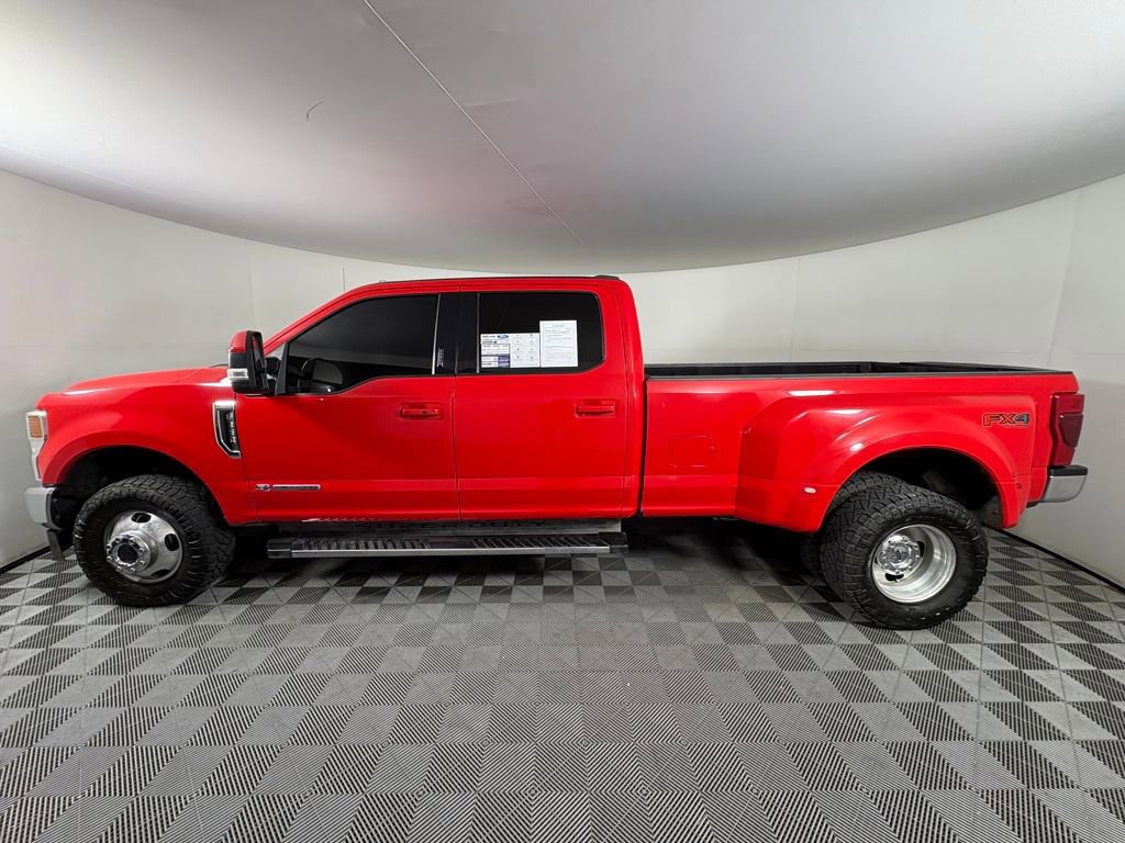 Certified 2020 Ford F350 Lariat w/ Lariat Ultimate Package image 2