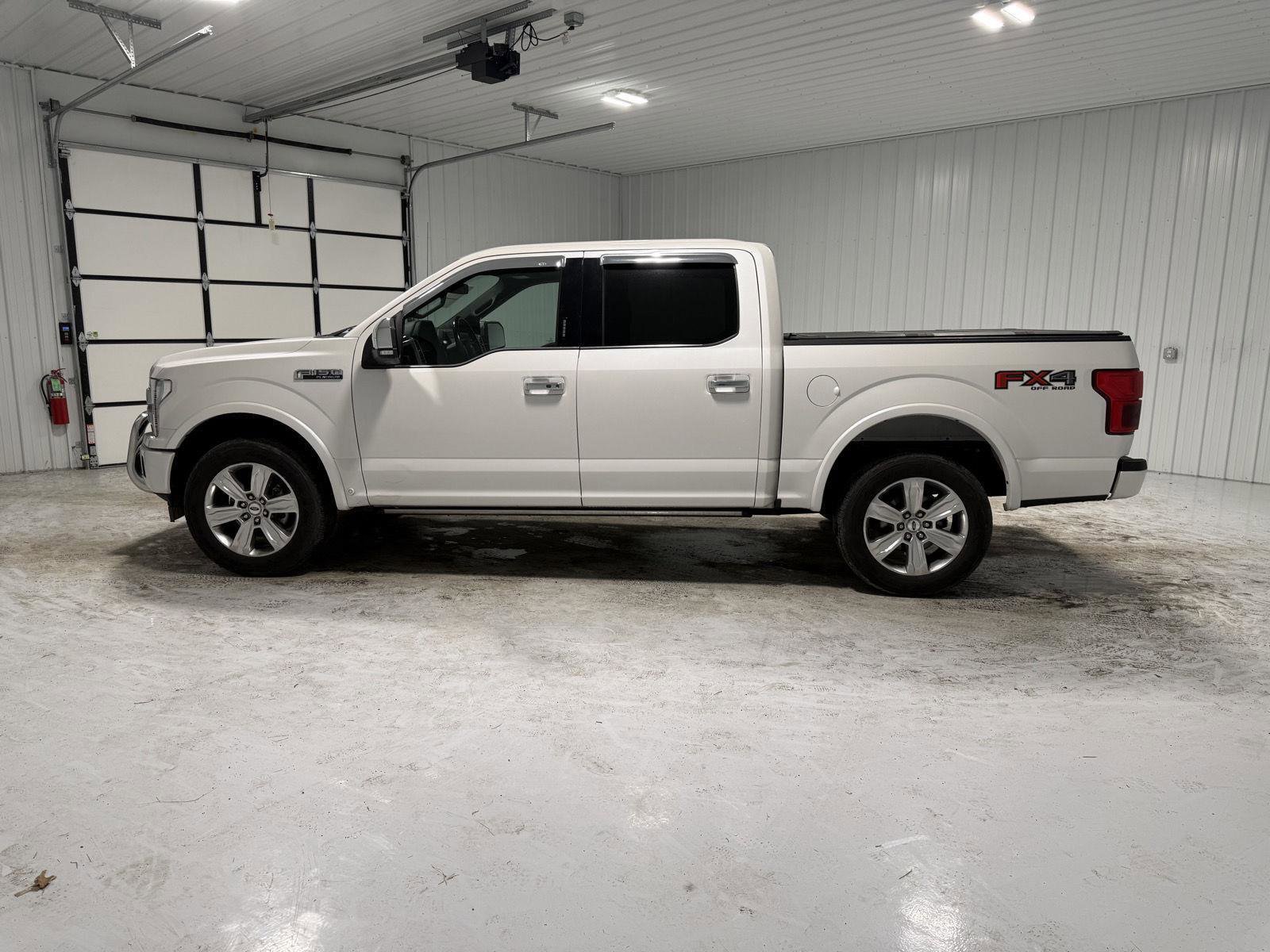 Certified 2019 Ford F150 Platinum w/ Equipment Group 701A Luxury image 3