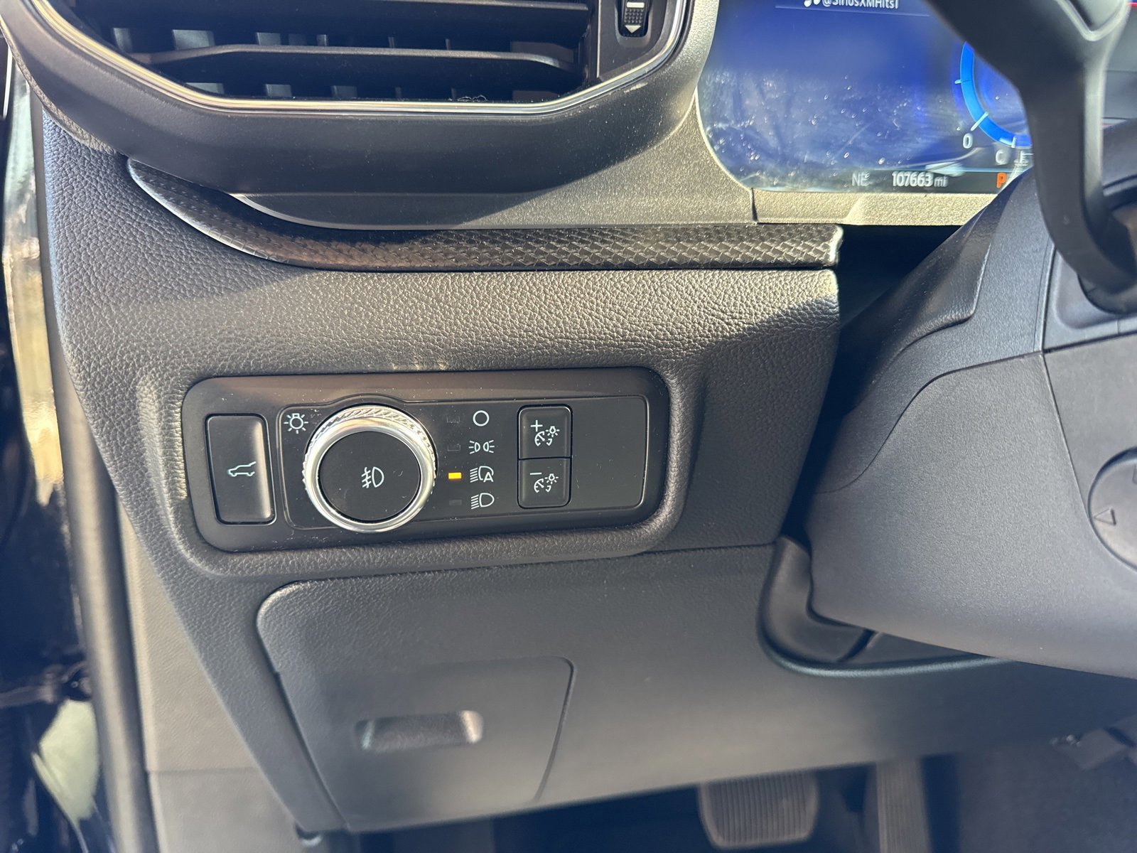 Certified 2020 Ford Explorer ST w/ Premium Technology Package image 28