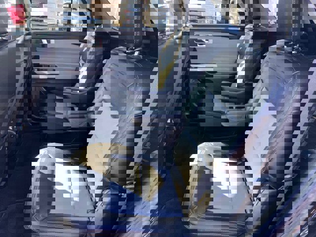 Certified 2022 Ford Explorer XLT w/ Equipment Group 202A image 21