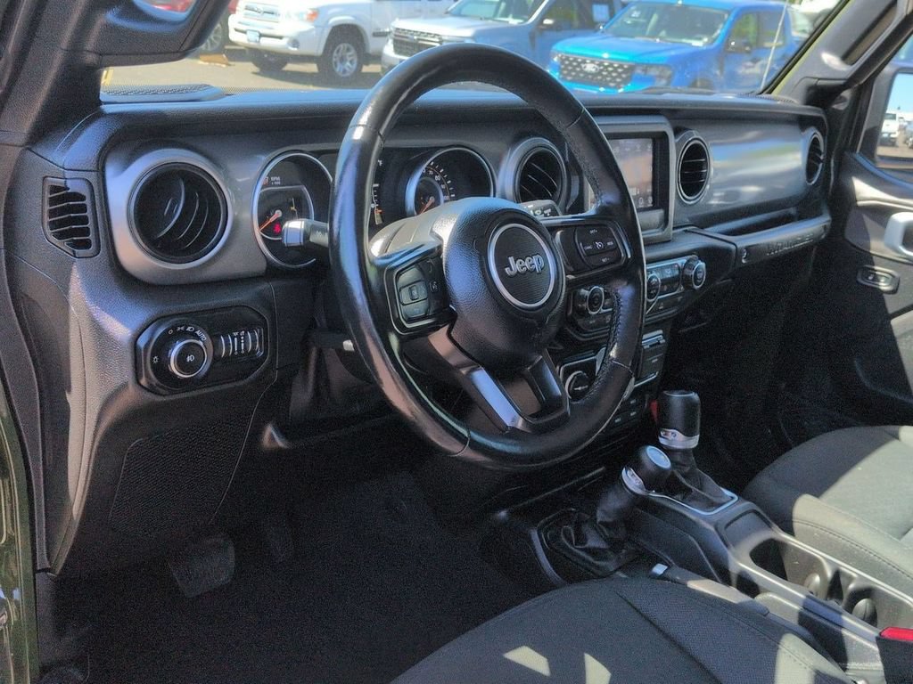 Used 2021 Jeep Wrangler Sport AWD/4WD image 11
