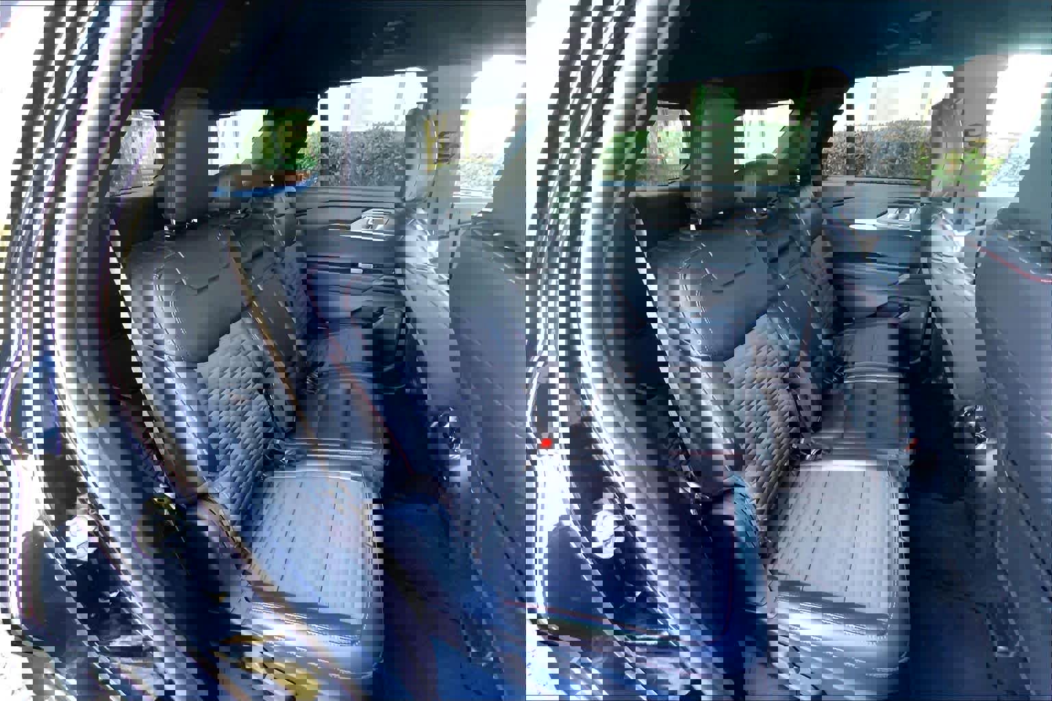 Certified 2025 Ford Explorer ST-Line w/ ST-Line Street Pack image 18