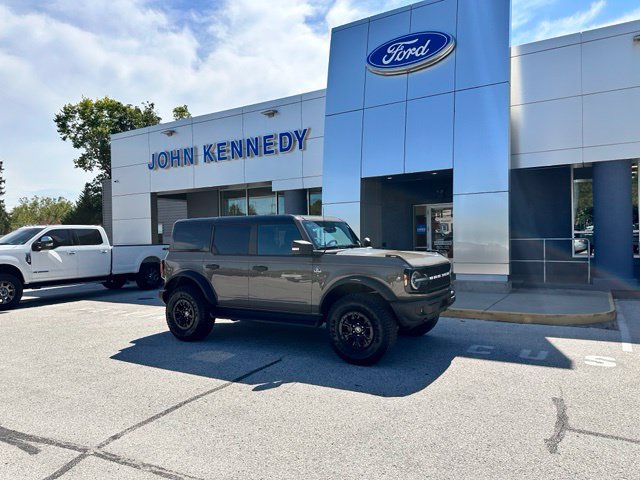 Certified 2025 Ford Bronco Outer Banks w/ Sasquatch Package AWD/4WD image 21