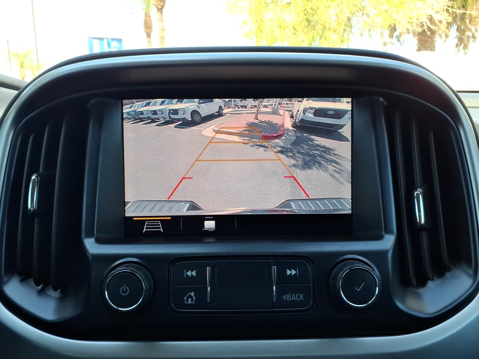 Used 2020 Chevrolet Colorado LT w/ Safety Package RWD image 24