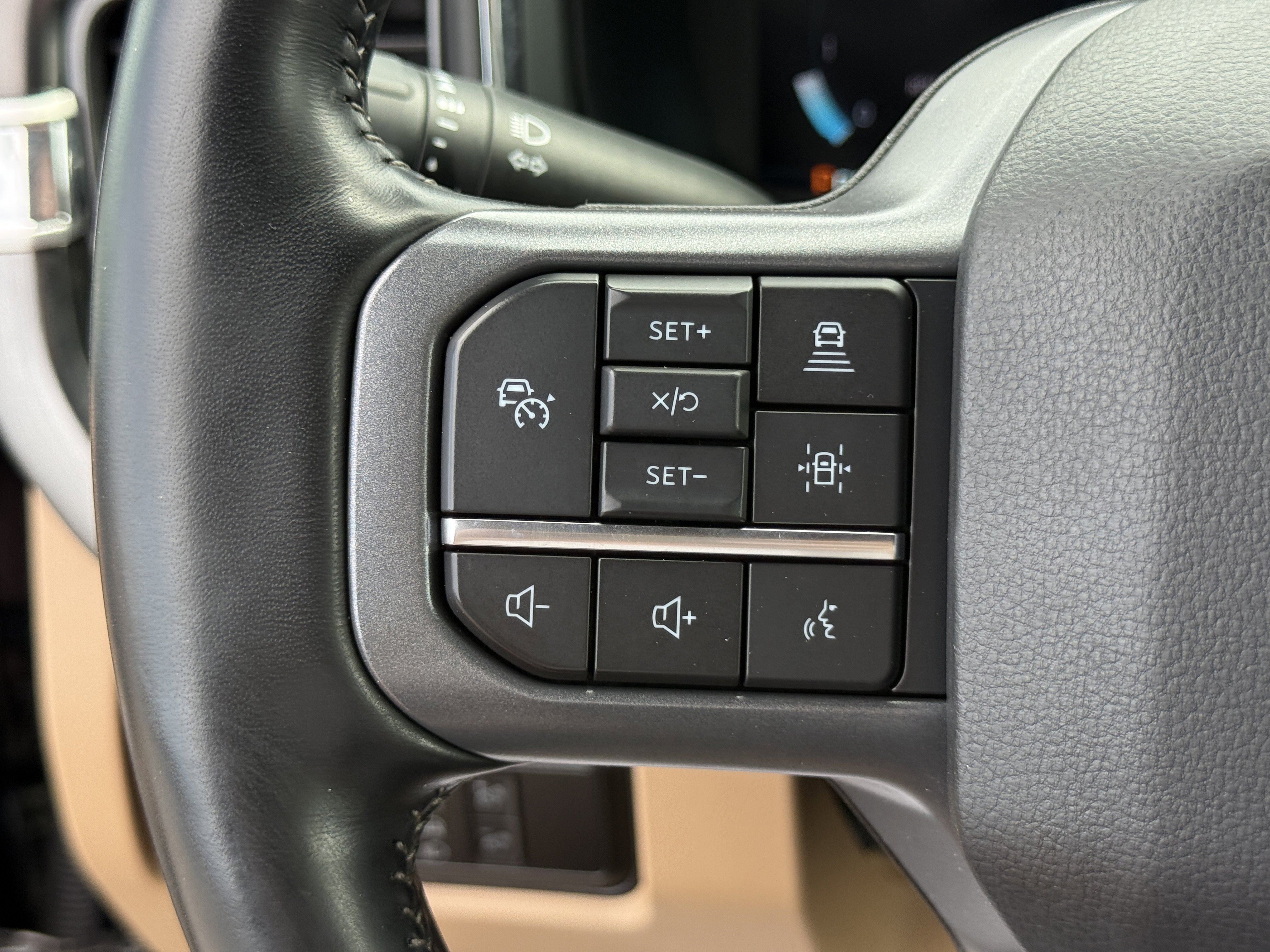 Certified 2023 Ford F350 Lariat w/ Lariat Ultimate Package image 26