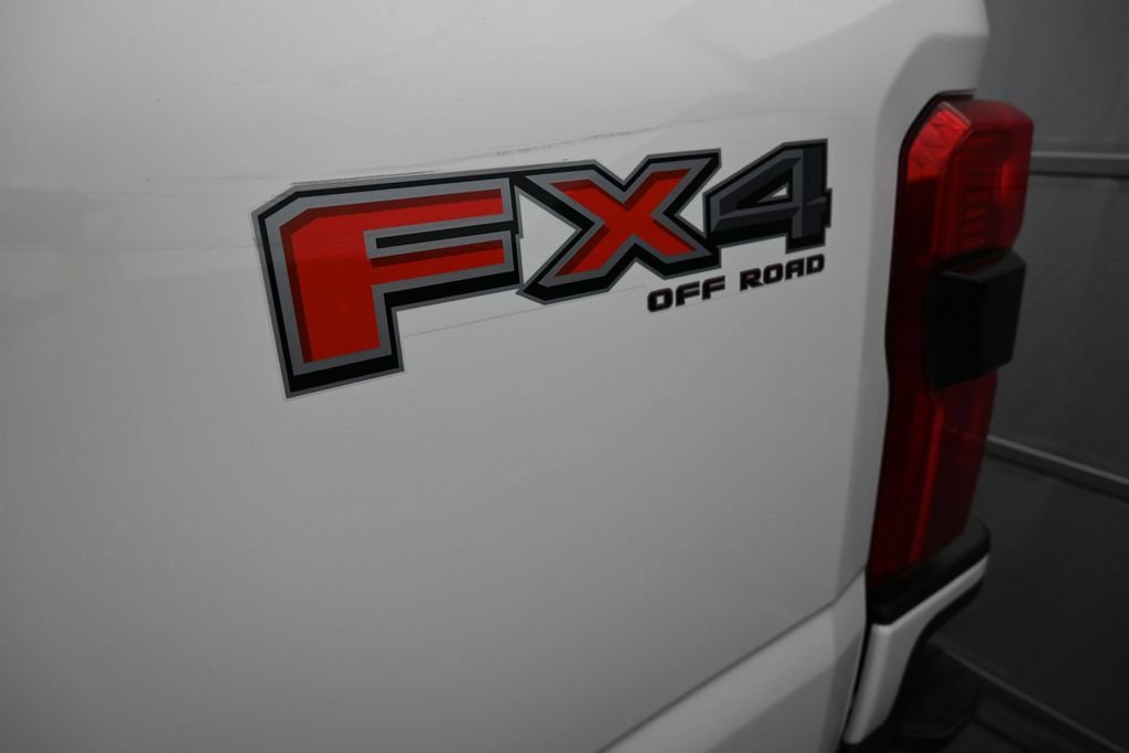 Certified 2023 Ford F250 Lariat w/ Sport Appearance Package AWD/4WD image 23
