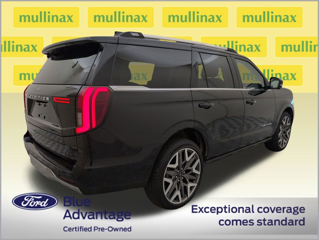 Certified 2025 Ford Expedition Platinum w/ Platinum Ultimate Package AWD/4WD image 3