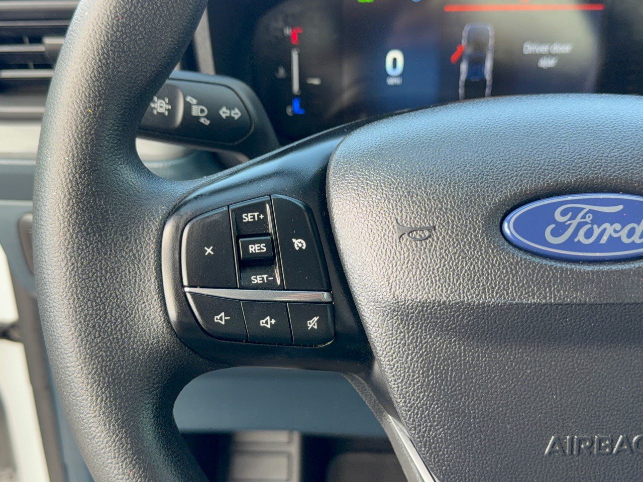 Certified 2025 Ford Maverick XL FWD image 18