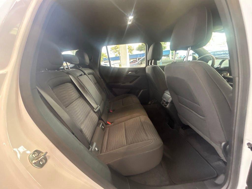 Used 2025 Chevrolet Equinox LT image 29