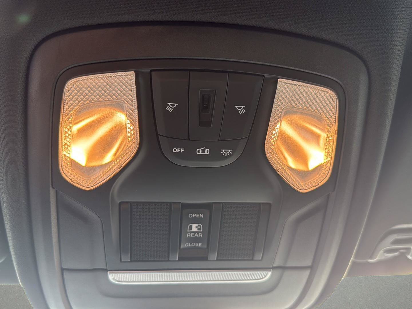 Used 2021 RAM 1500 Big Horn AWD/4WD image 36