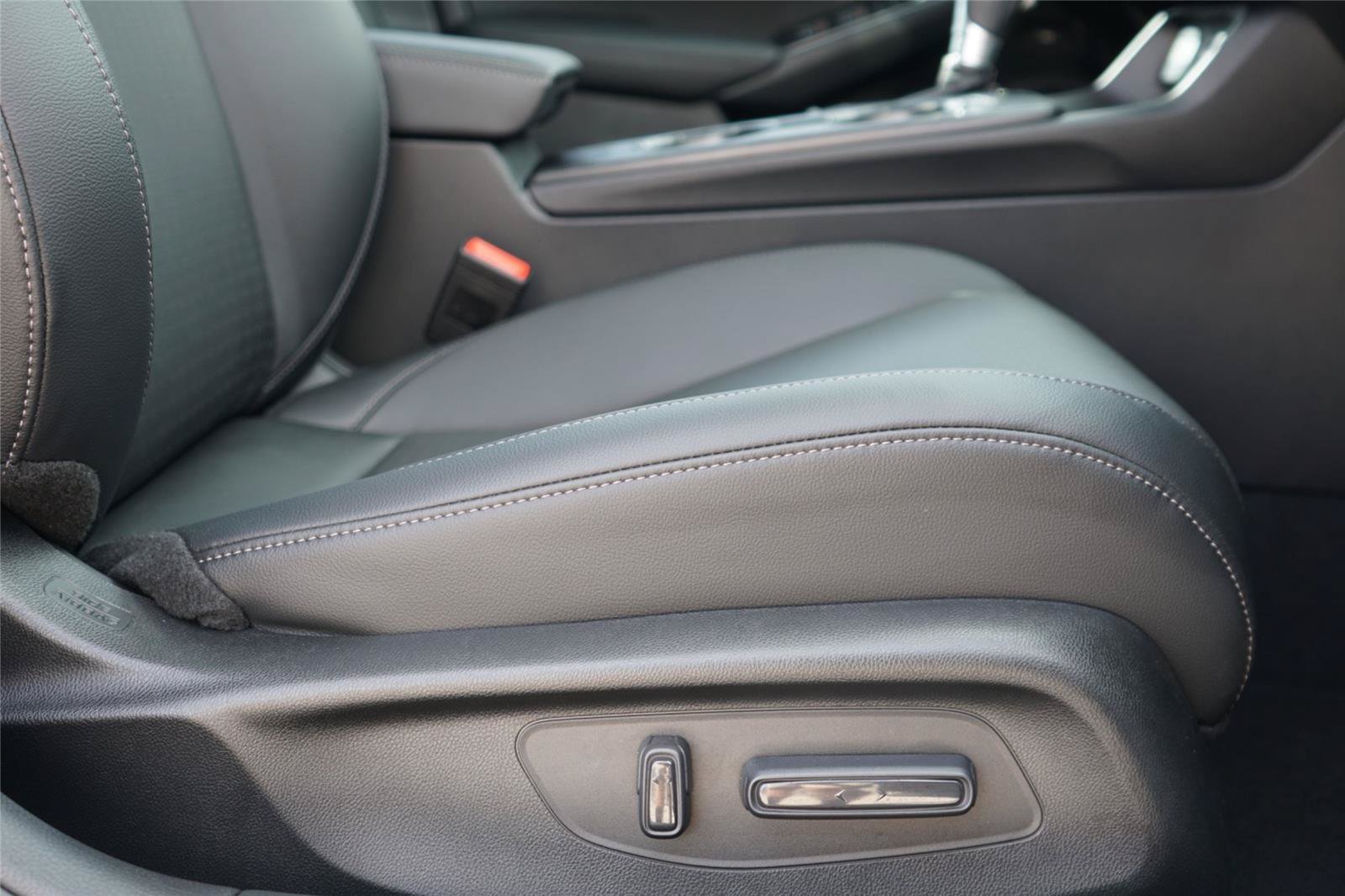 Used 2024 Honda Civic Touring image 28