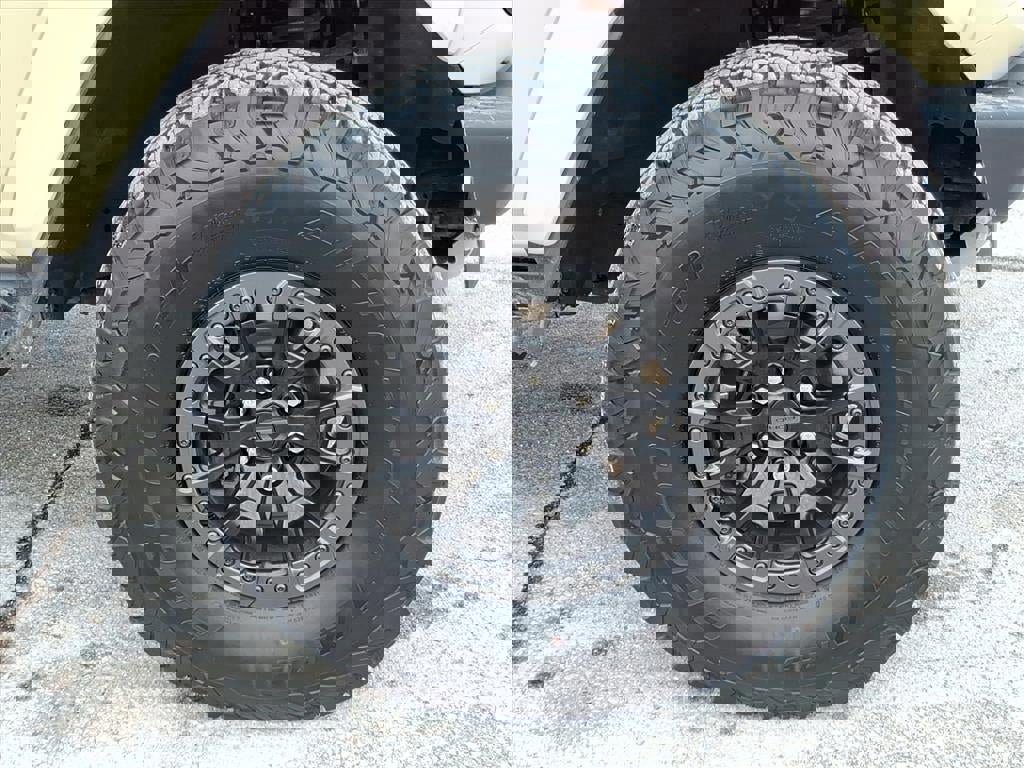 Certified 2024 Ford Bronco Raptor w/ Interior Carbon Fiber Pack 6 image 10