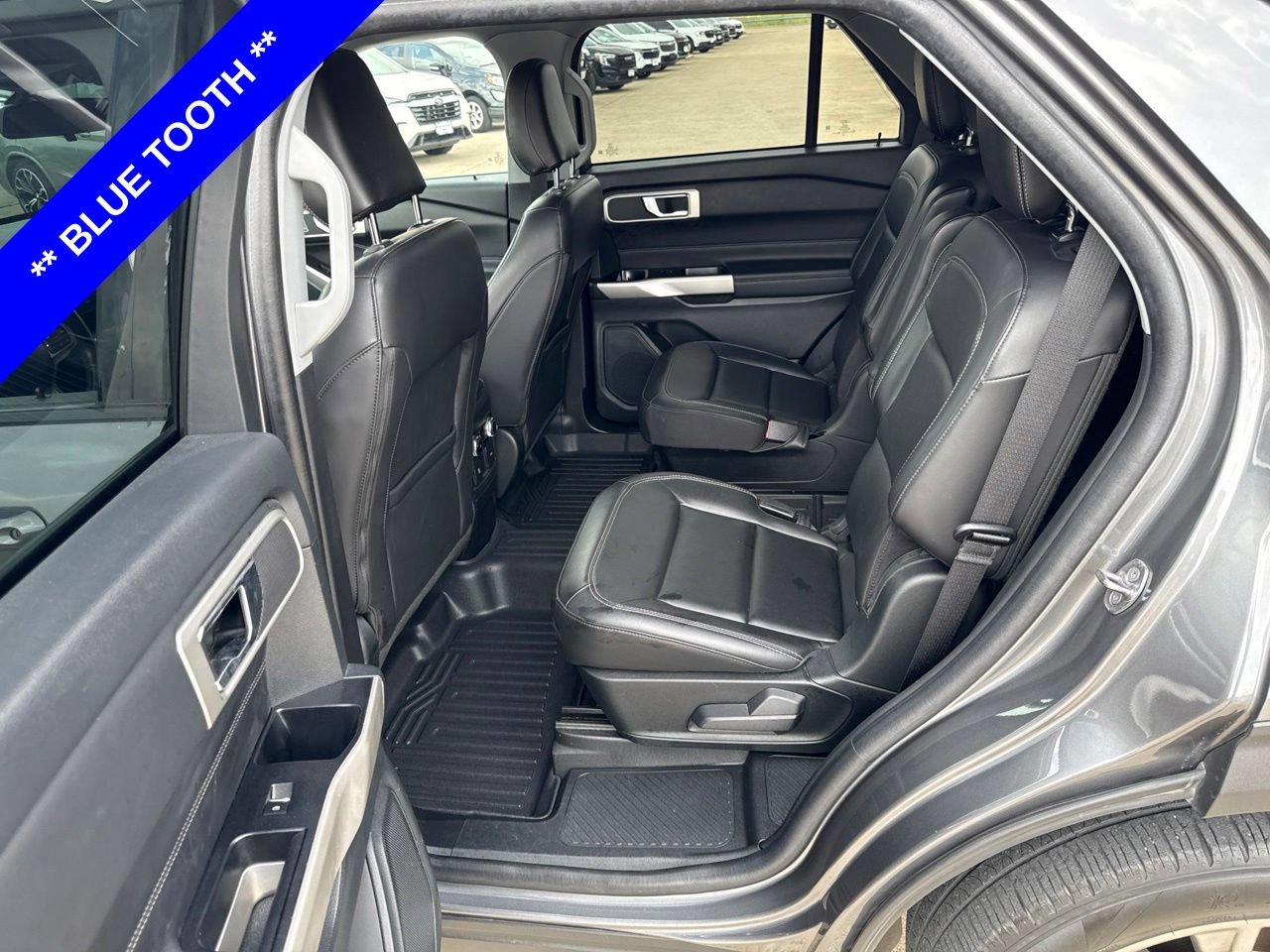 Certified 2023 Ford Explorer XLT w/ Equipment Group 202A RWD image 6
