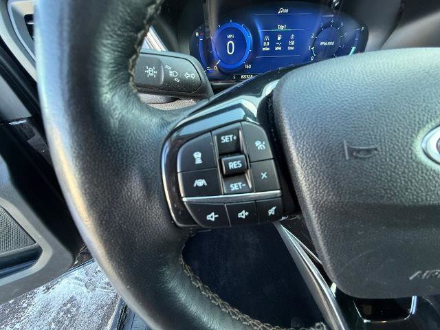 Certified 2022 Ford Escape Titanium w/ Titanium Elite Package image 36
