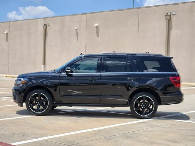 Certified 2023 Ford Expedition Limited RWD image 4