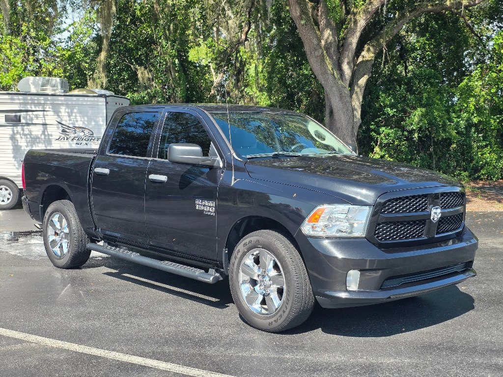 Used 2019 RAM 1500 Express w/ Express Value Package AWD/4WD image 14