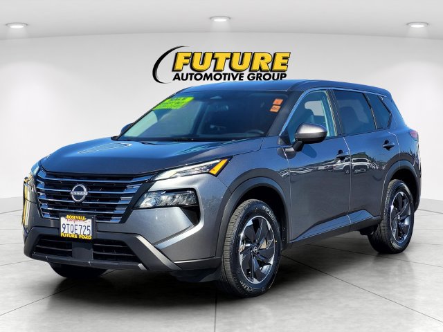 Used 2025 Nissan Rogue SV AWD/4WD image 8