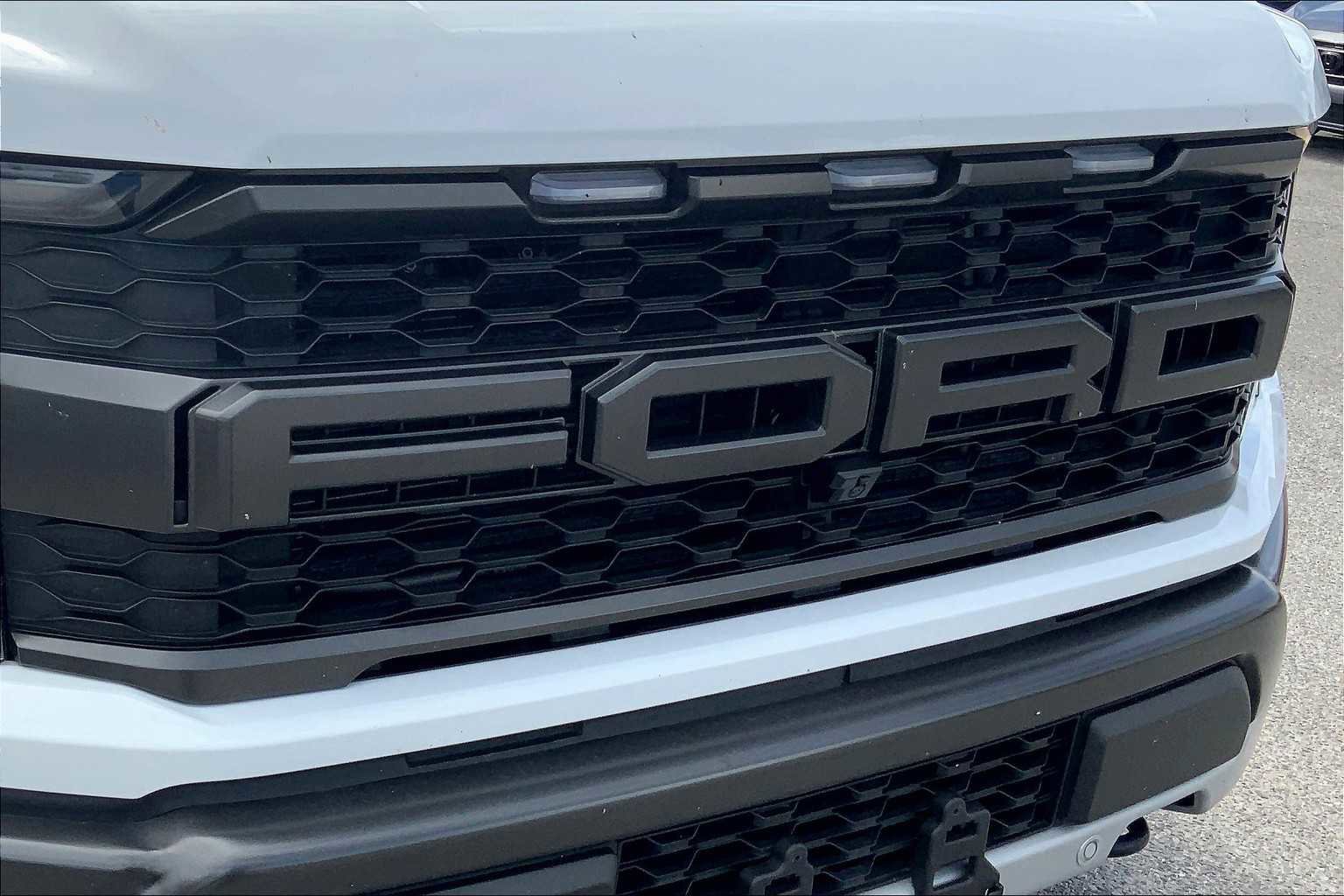 Certified 2023 Ford F150 Raptor w/ Raptor Carbon Fiber Package image 29
