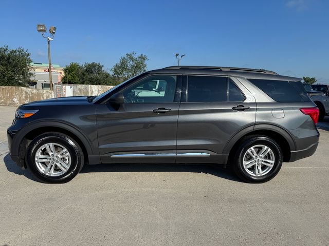 Certified 2020 Ford Explorer XLT w/ Equipment Group 202A AWD/4WD image 8