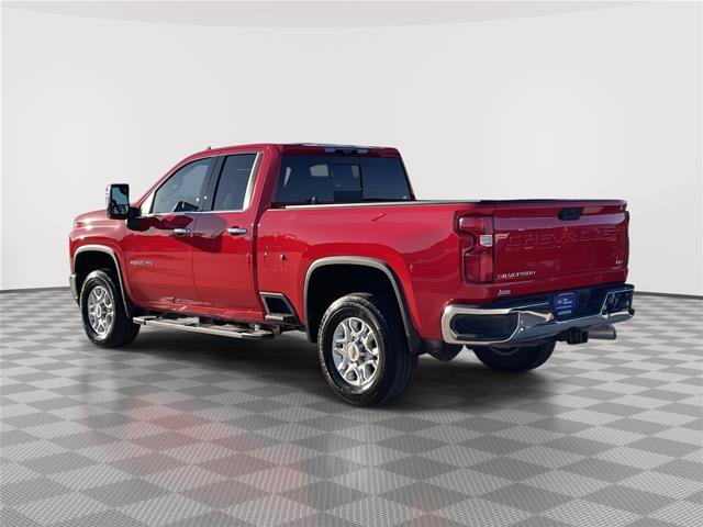 Used 2022 Chevrolet Silverado 2500 LTZ w/ LTZ Plus Package AWD/4WD image 9