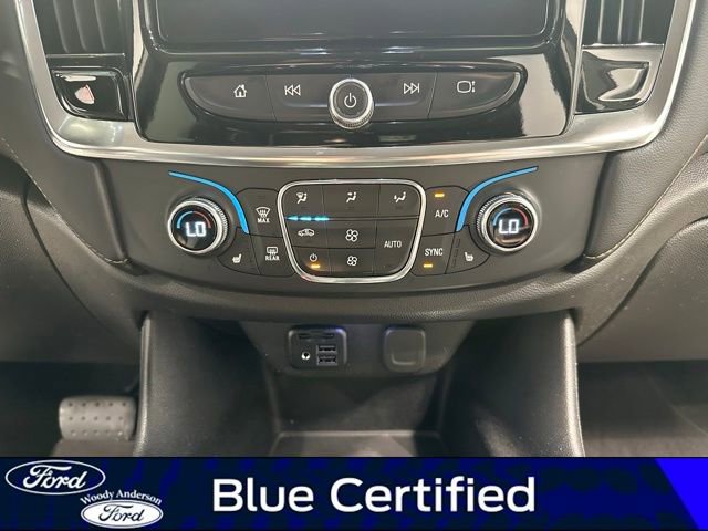 Used 2021 Chevrolet Traverse RS image 17