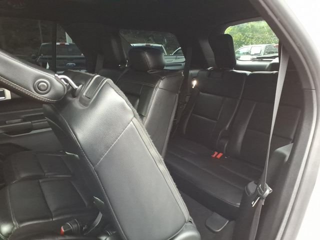 Certified 2020 Ford Explorer XLT w/ Equipment Group 202A AWD/4WD image 20