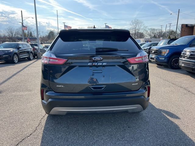 Certified 2023 Ford Edge SEL w/ Convenience Package image 3