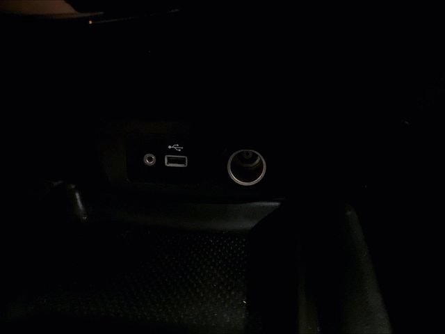 Used 2018 Nissan Rogue SV AWD/4WD image 31