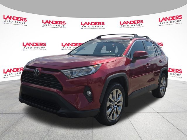 Used 2021 Toyota RAV4 XLE Premium FWD image 7